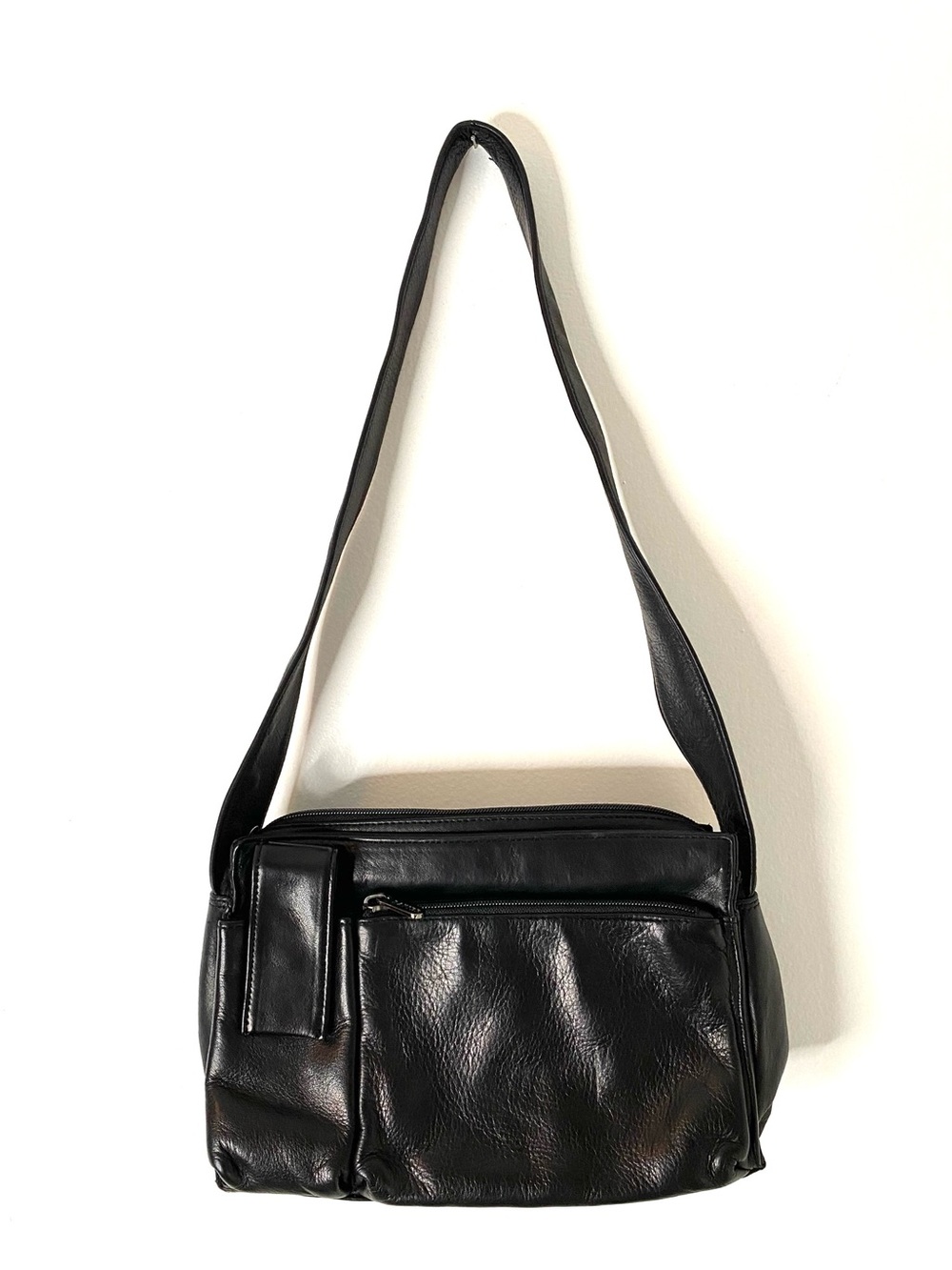 Danier Black Genuine Leather Shoulder Bag Buttery Soft Vintage Y2K Purse